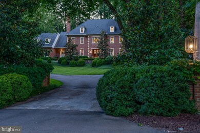 1250 Daleview Dr, McLean, VA 22102 - photo 2