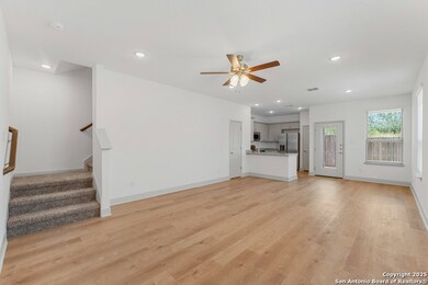 7536 Briarwood Pass unit 101, San Antonio, TX 78252 - photo 5