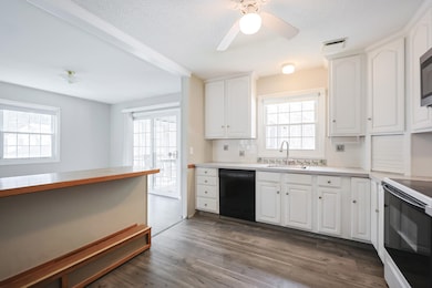 4 Pioneer Dr, Nashua, NH 03062 - photo 7