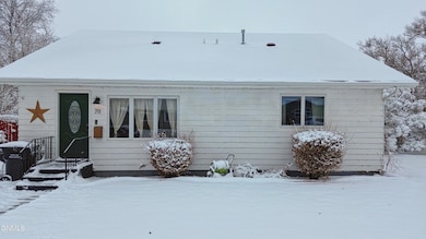 711 13th Ave W, Williston, ND 58801 - photo 2