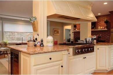 209 Charles St, Hingham, MA 02043 - photo 4