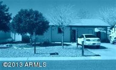 Front Home 2204 S Cactus