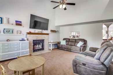 217 Camelot Dr, Weatherford, TX 76086 - photo 3