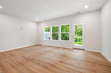 1005 Ventana St unit 101, Suffolk, VA 23435 - photo 5