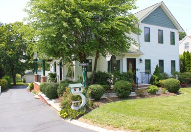 716 Holmdel Rd, Holmdel, NJ 07733 - photo 3