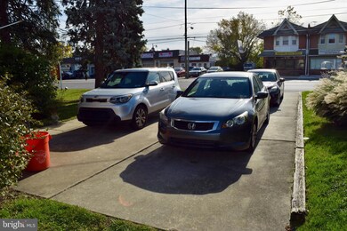 302 N Chester Pike, Glenolden, PA 19036 - photo 4