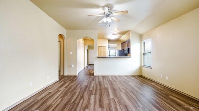 423 Glenwood St, Gainesville, TX 76240 - photo 2