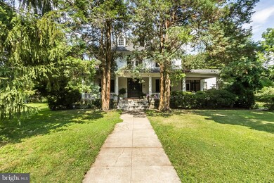 519 N Chapel Gate Ln unit 2B, Baltimore, MD 21229 - photo 5