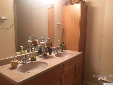 610 Kings Ln, Asotin, WA 99402 - photo 7