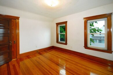 23 Windsor St unit 2, Arlington, MA 02474 - photo 4