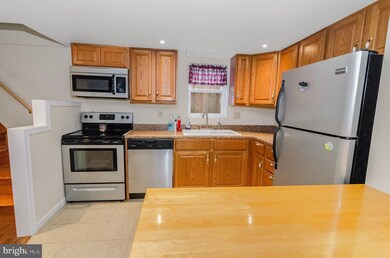 124 E Wyomissing Ave, Mohnton, PA 19540 - photo 6