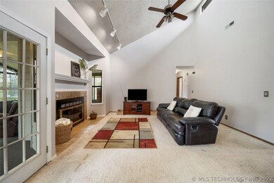 2917 S Poplar Ave, Broken Arrow, OK 74012 - photo 5