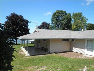 Exterior Front Open Porch with view to Lake