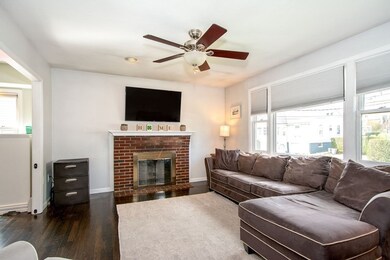 35 Bayview St, North Weymouth, MA 02191 - photo 4