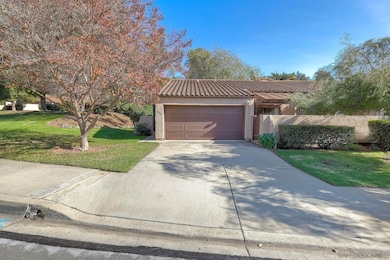 2032 David Dr, Escondido, CA 92026 - photo 2