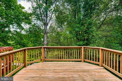 8407 Glad Rivers Row, Columbia, MD 21045 - photo 5