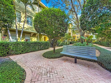 2724 Ravella Way, Palm Beach Gardens, FL 33410 - photo 5