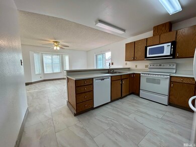 12 Twyila Ct, Winnemucca, NV 89445 - photo 5