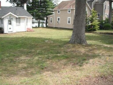30 Taylor Point Rd, Pembroke, MA 02359 - photo 2