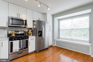 15719 Ensleigh Ln, Bowie, MD 20716 - photo 5