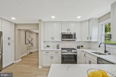 2401 Riverview Terrace, Alexandria, VA 22303 - photo 7