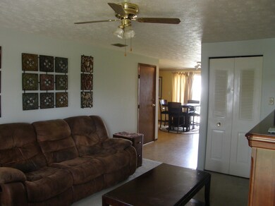 4062 Jessamine Place, Columbus, OH 43207 - photo 2