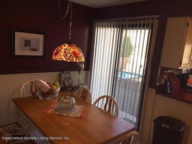 260 Elverton Ave, Staten Island, NY 10308 - photo 6