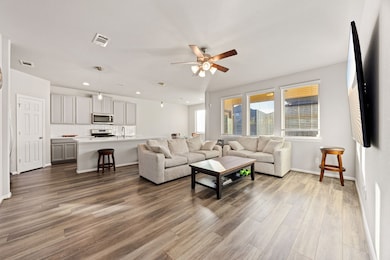 9415 Summer River Dr, Richmond, TX 77406 - photo 4