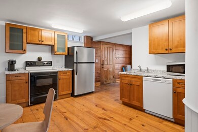 310 Merrimac St unit 1, Newburyport, MA 01950 - photo 6