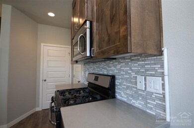 20460 Del Coco Ct, Bend, OR 97702 - photo 5