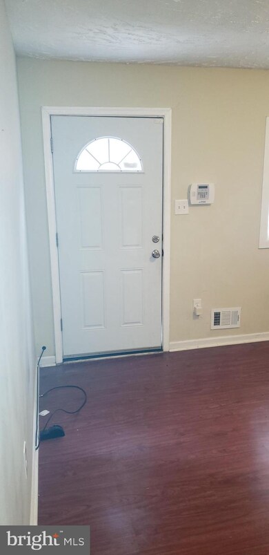 906 Opus Ave, Capitol Heights, MD 20743 - photo 4