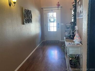 7905 S Fir Place, Broken Arrow, OK 74011 - photo 2