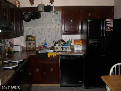 9308 Fontana Dr, Lanham, MD 20706 - photo 6