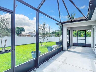 Large extended lanai