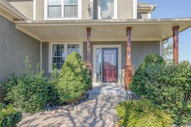 614 Duncan Cir, Raymore, MO 64083 - photo 5