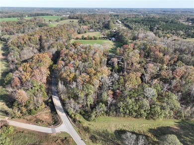 102 Benfields Ridge, Williamston, SC 29697 - photo 3