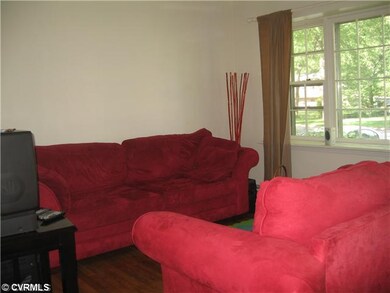 Den/Family/Great Room - Hardwood flooringlighted c