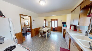 615 Johnson St, Albert Lea, MN 56007 - photo 5