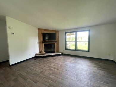 6027 Moultrie Rd, Albany, GA 31705 - photo 6