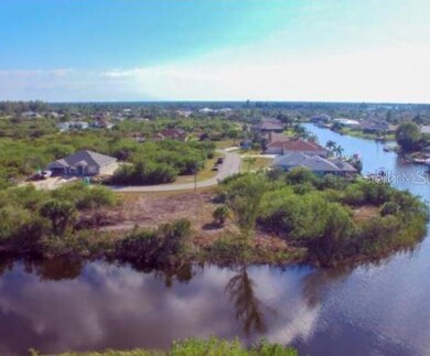 15642 Applewhite Cir, Port Charlotte, FL 33981 - photo 5