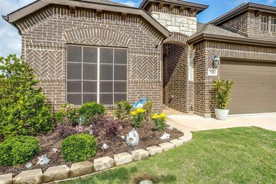 732 Waterford Way, Joshua, TX 76058 - photo 5