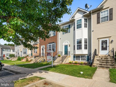 7129 Ladd Cir, Frederick, MD 21703 - photo 2