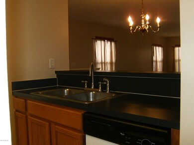 7947 Cherry Blossom Dr S, Jacksonville, FL 32216 - photo 5