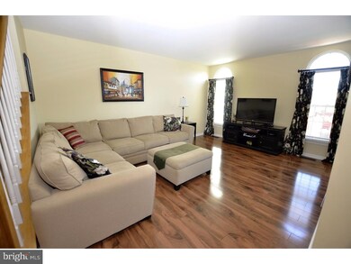 2407 Carriage Ln, Royersford, PA 19468 - photo 3