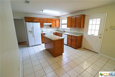 404 Preakness Cir, Copperas Cove, TX 76522 - photo 6