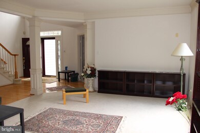 12517 Stratford Garden Dr, Silver Spring, MD 20904 - photo 6