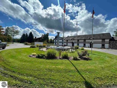 6500 Schuss Mountain Ln unit 112, Mancelona, MI 49659 - photo 2