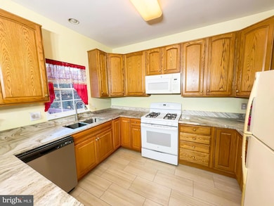 2016 Wheaton Haven Ct unit ROOM ONLY, Silver Spring, MD 20902 - photo 4