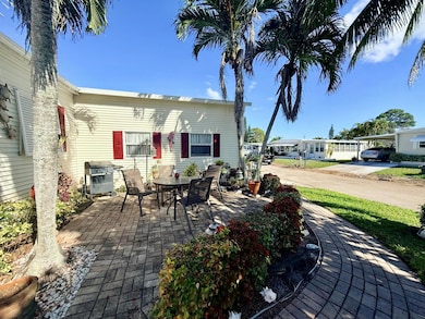 6403 Birch Ln, Atlantis, FL 33462 - photo 4