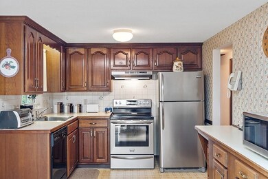 38 Shaker Ln, Littleton, MA 01460 - photo 6